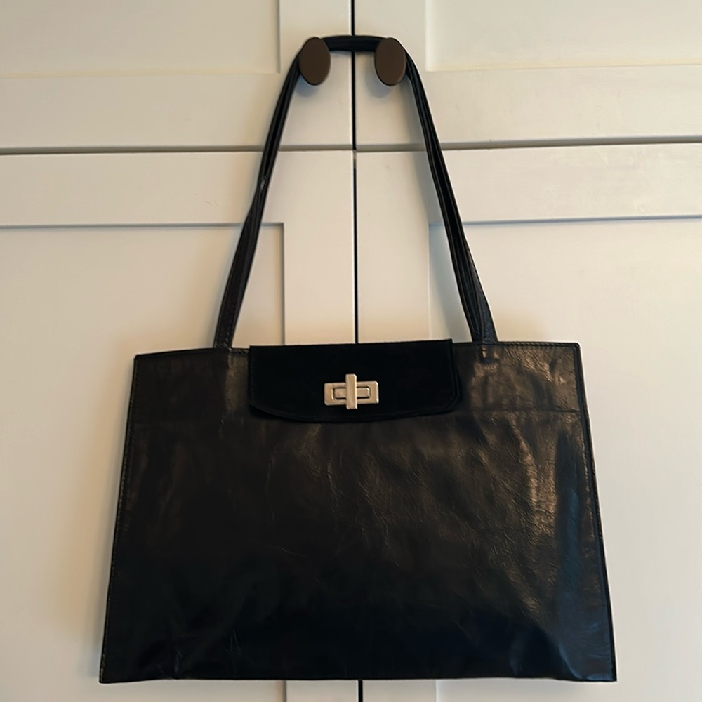 Venezia Black Shoulder Bag